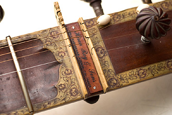 HIREN ROY Old/Used Sitar - Gourd polished